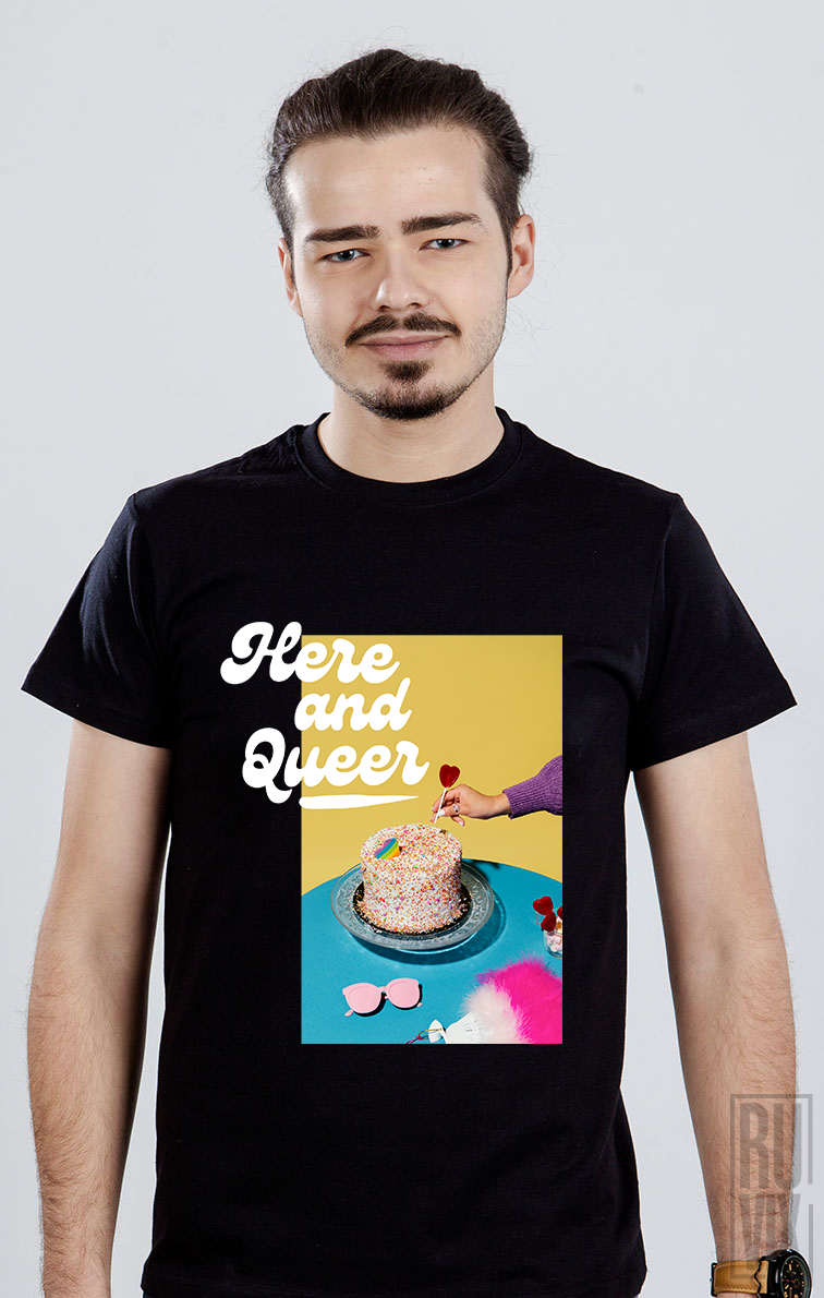 Tricou Here and Queer